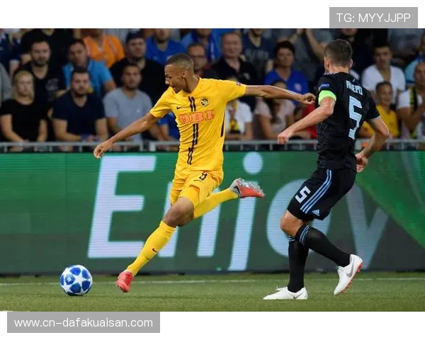 奥卡福长期伤缺利兹联损失 瑞士前锋速度优势无法在保级战施展