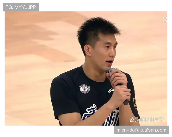 郭艾伦替补登场改变节奏 经验控场稳住领先优势 郭艾伦替补登场改变节奏 经验控场稳住领先优势